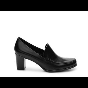 franco sarto leather slip on heel loafers